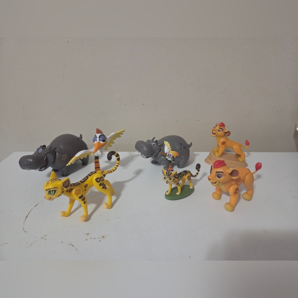 Disney The Lion Guard action figures. Set Of 7